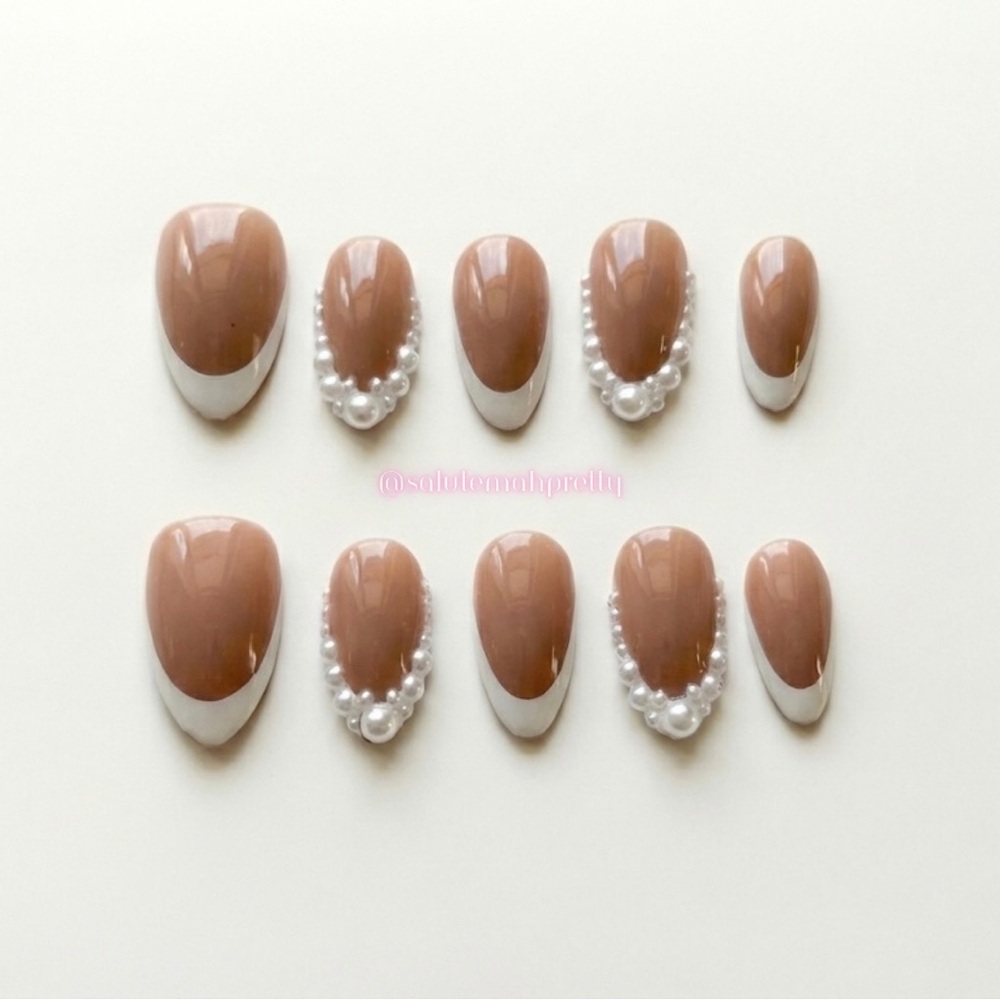 Grandma Pearls | white french | press on nails ( Handmade )